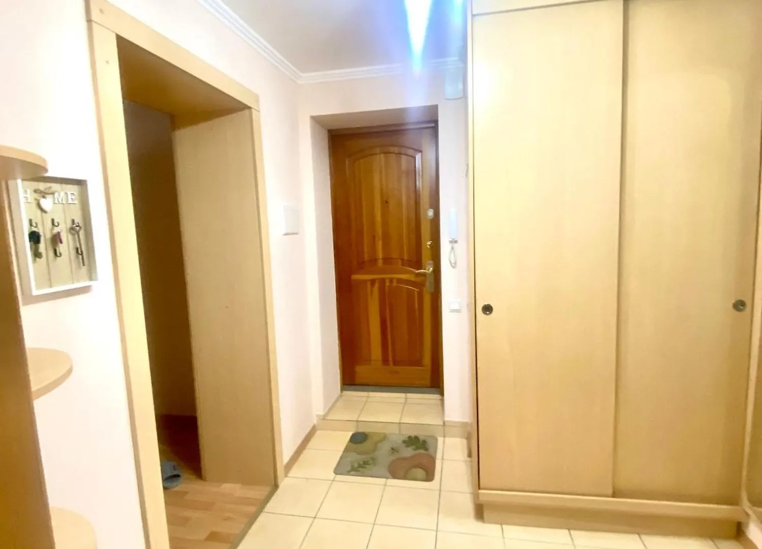 3Х Комнатная На Желтоксан Apartment Almaty 0*,  Kazakhstan