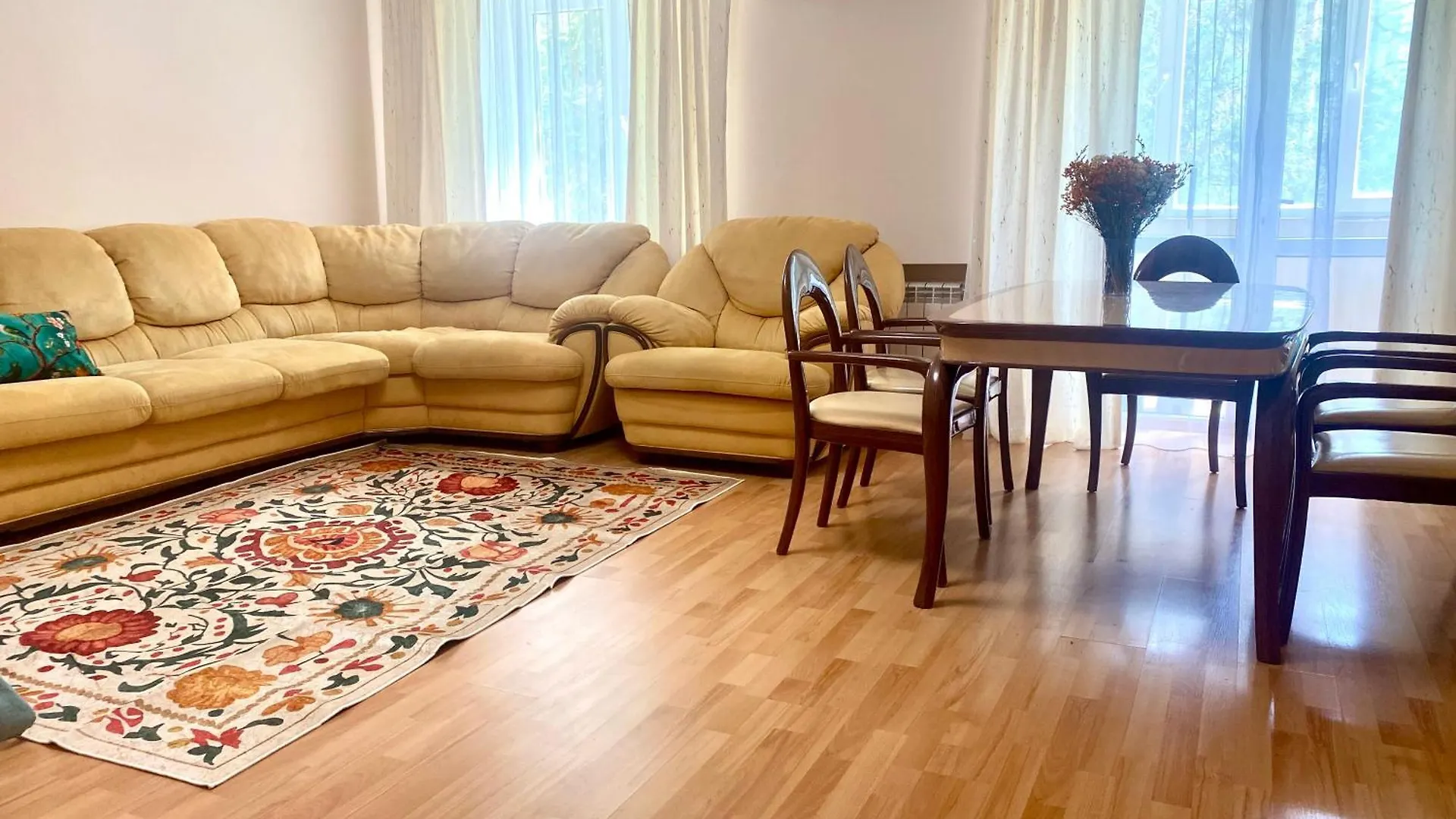 Apartment Ferienwohnung 3Х Комнатная На Желтоксан Almaty